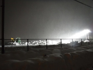 排雪処理グランドの夜間照明（坂井市）